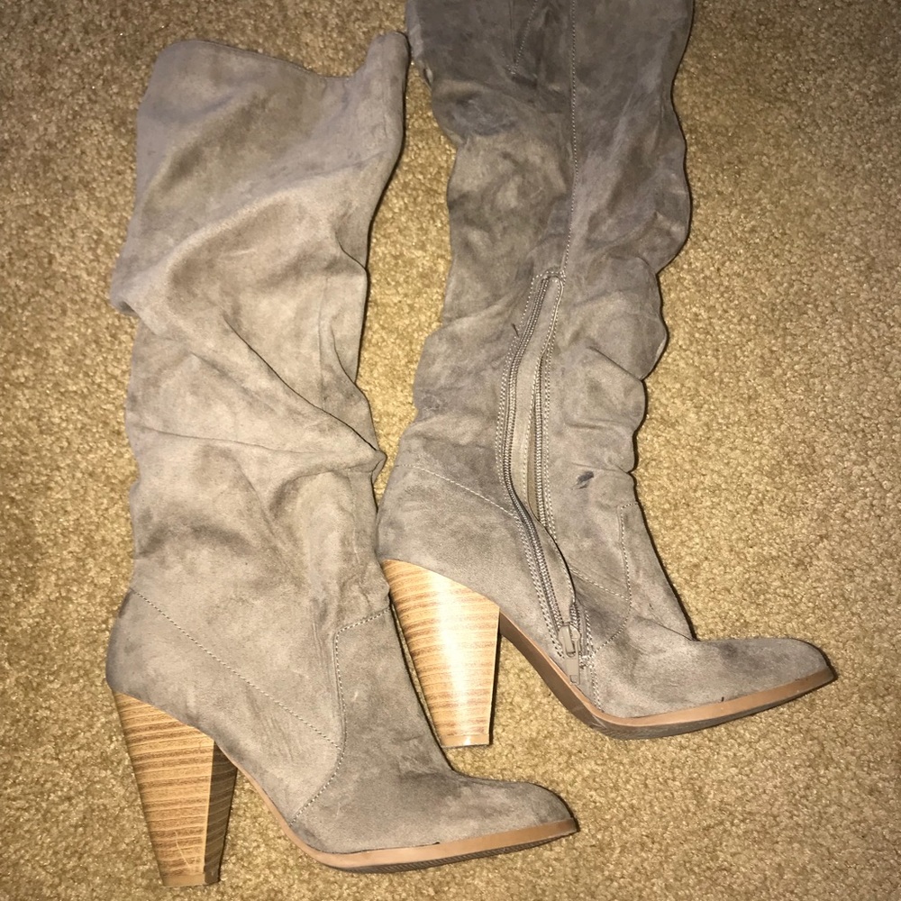 Tan heeled Boots